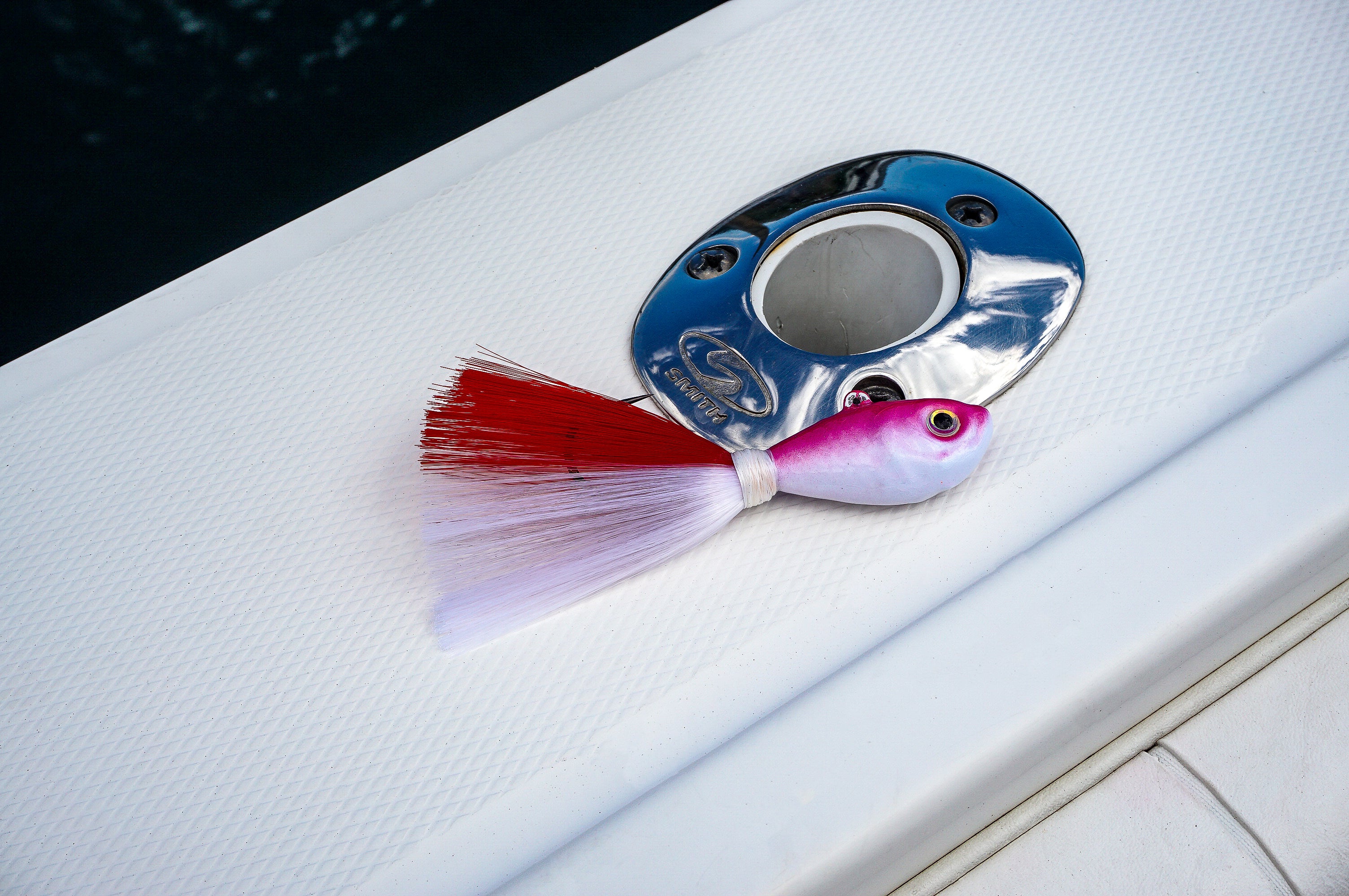 Ultra Minnow Bucktail - Pearl Red/White